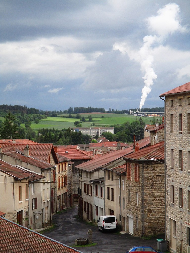 800px-Bourg_de_Craponne_sur_Arzon_2_