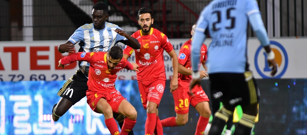 STADE ROBERT DIOCHON A ROUEN MATCH DE FOOTBALL DE NATIONAL 1
QRM - LE PUY