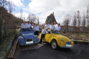 Photo des Baladins en 2 CV