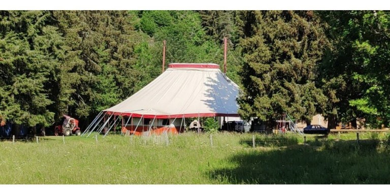 la-guinguette-du-cirque-va-offrir-cet-ete-de-merveilleux-moments-aux-passionnes-de-ce-lieu-photo-guingette-du-cirque-1781890215
